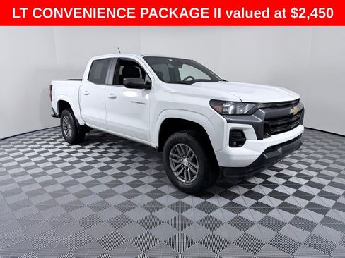 Used 2023 Chevrolet Colorado LT w/ LT Convenience Package II image 2