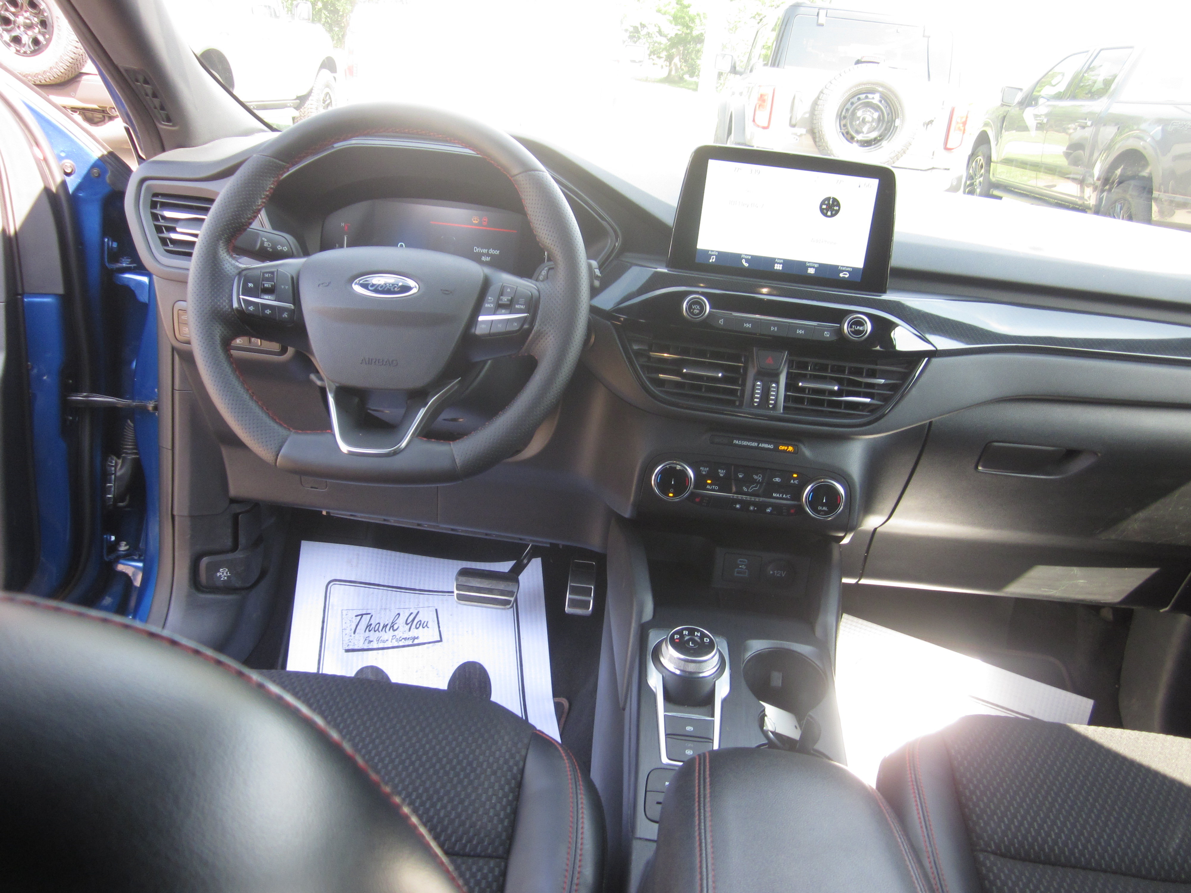 Used 2023 Ford Escape ST-Line Select AWD/4WD image 13