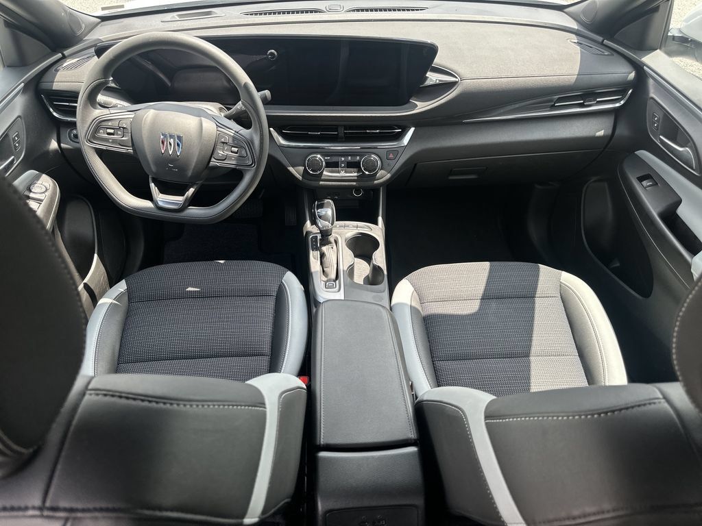 Used 2026 Buick Envista Preferred FWD image 22