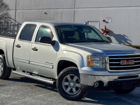 Used 2012 GMC Sierra 1500 SLE w/ Power Tech Package image 9