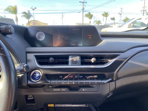 Used 2022 Lexus UX 250h w/ Accessory Package (Z1) image 13