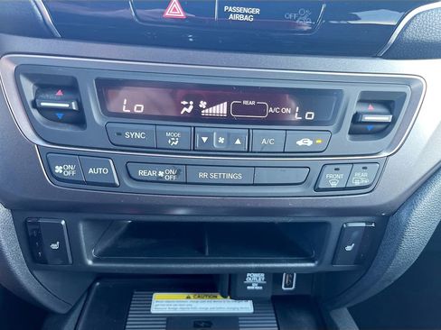 Used 2023 Honda Passport EX-L image 16