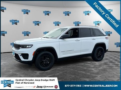 Certified 2023 Jeep Grand Cherokee Laredo w/ Luxury Tech Group I AWD/4WD image 1