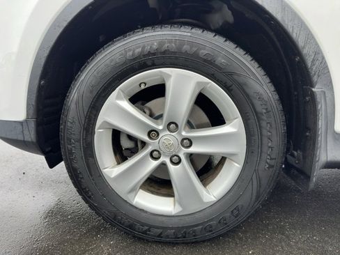 Used 2014 Toyota RAV4 XLE image 25