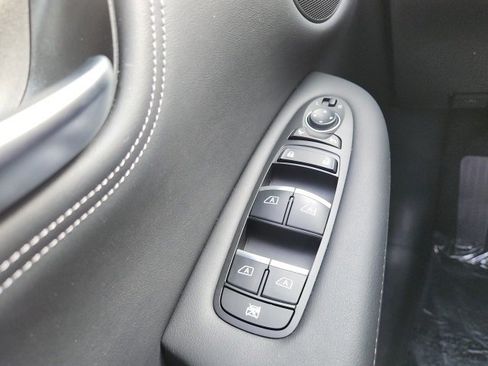 Used 2025 INFINITI QX55 Luxe w/ Cargo Package image 37