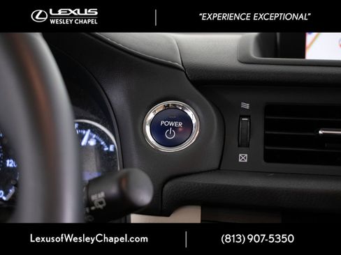 Used 2015 Lexus CT 200h w/ Navigation Package FWD image 31