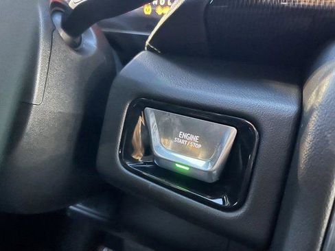 New 2026 GMC Yukon Elevation image 18