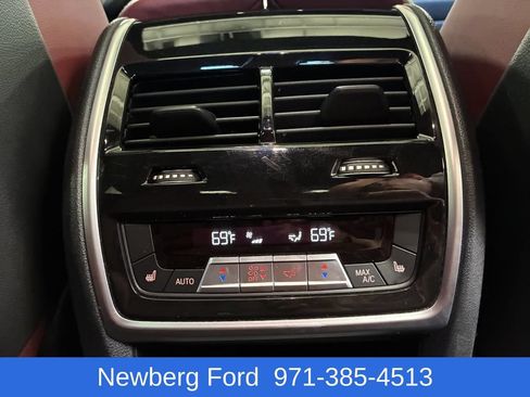 Used 2022 BMW X6 xDrive40i w/ Executive Package AWD/4WD image 31