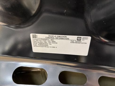 Used 2023 Chevrolet Traverse LT w/ LPO, Floor Liner Package AWD/4WD image 48