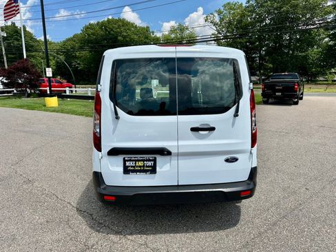 Used 2022 Ford Transit Connect XLT FWD image 9
