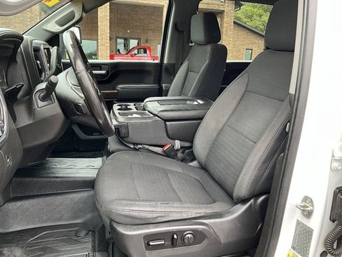 Used 2021 GMC Sierra 2500 SLE w/ SLE Value Package; AWD/4WD image 11