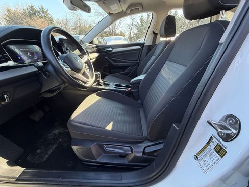 Used 2025 Volkswagen Jetta S image 24