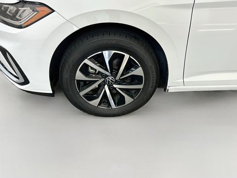 Used 2025 Volkswagen Jetta S FWD image 11