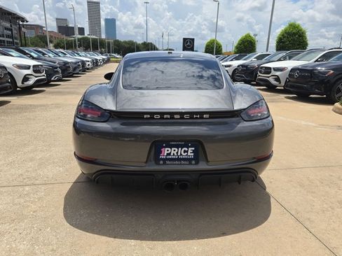 Used 2017 Porsche 718 Cayman RWD image 7