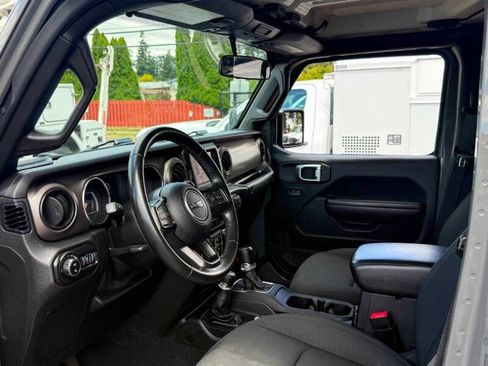 Used 2020 Jeep Gladiator Sport w/ Quick Order Package 24S AWD/4WD image 22
