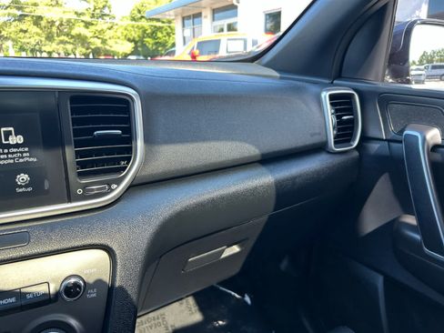 Used 2020 Kia Sportage S w/ S Sunroof Package FWD image 22