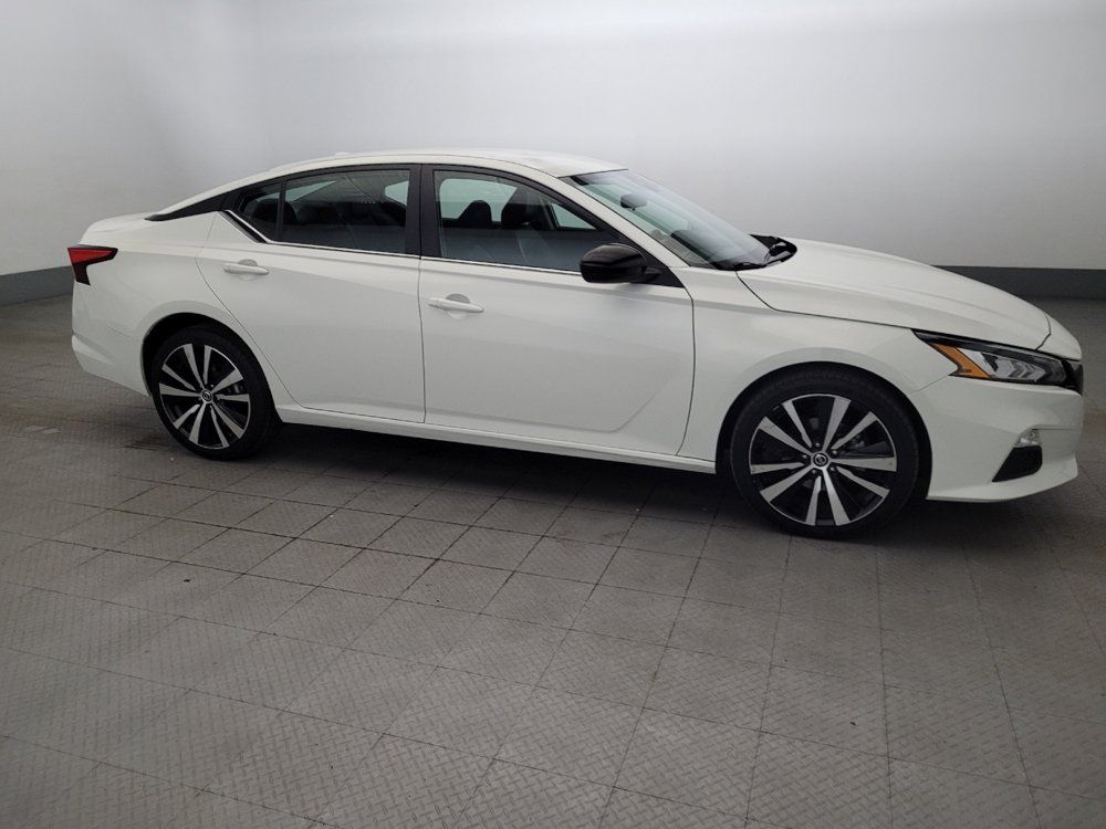 Used 2022 Nissan Altima 2.5 SR AWD/4WD image 11
