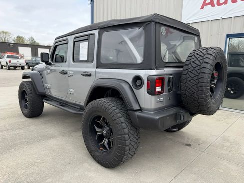 Used 2019 Jeep Wrangler Unlimited Sport image 40