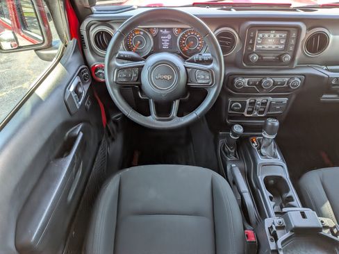 Used 2019 Jeep Wrangler Unlimited Sport S AWD/4WD image 15
