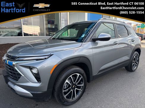 New 2026 Chevrolet TrailBlazer LT FWD image 1