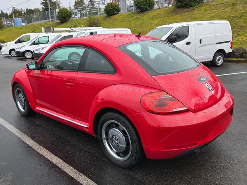 Used 2013 Volkswagen Beetle 2.5 FWD image 5