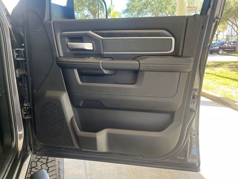 New 2022 RAM 2500 Big Horn w/ Level C Equiment Group image 25