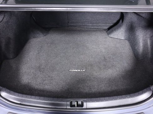 Used 2016 Toyota Corolla L FWD image 30