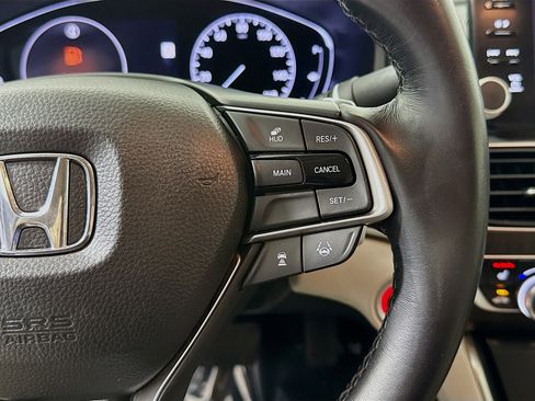 Used 2019 Honda Accord Touring image 13