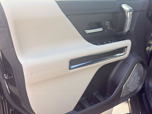 Used 2026 GMC Hummer EV SUV AWD/4WD image 4