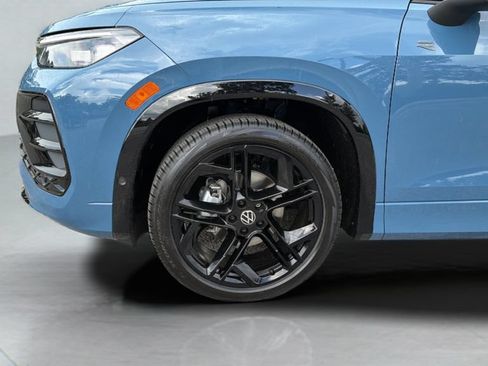 New 2026 Volkswagen Tiguan SE R-Line FWD image 36