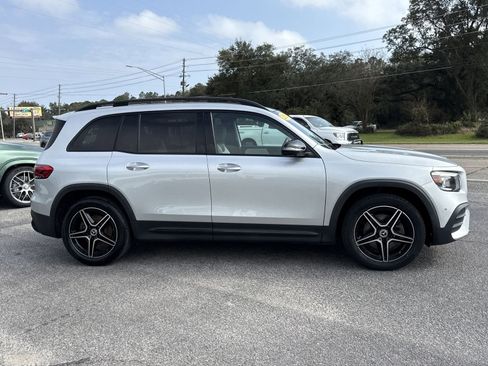 Certified 2022 Mercedes-Benz GLB 250 4MATIC image 6