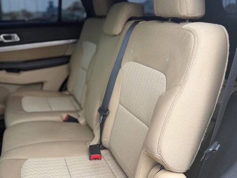 Used 2016 Ford Explorer 4WD image 18