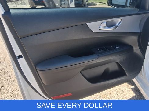 Used 2024 Kia Forte LXS w/ LXS Technology Package FWD image 10