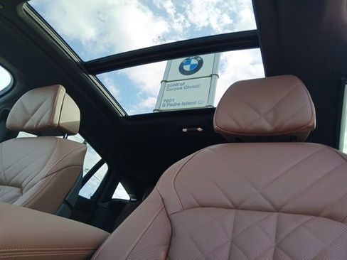 New 2026 BMW X6 xDrive40i image 29