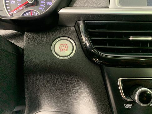 Used 2019 Kia Optima S w/ S Panoramic Sunroof Package FWD image 18