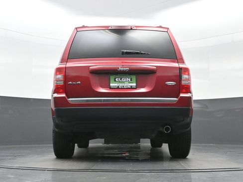 Used 2016 Jeep Patriot High Altitude AWD/4WD image 27