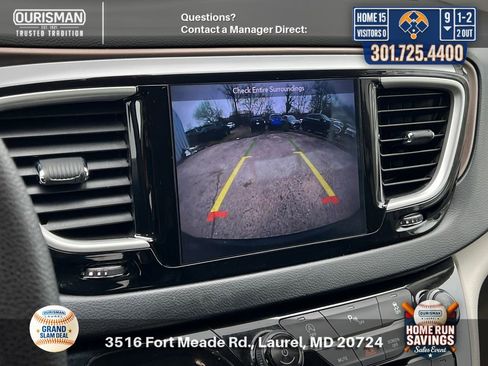 Used 2019 Chrysler Pacifica Touring Plus w/ Tire & Wheel Group FWD image 10