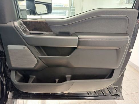 Used 2021 Ford F150 Lariat w/ Equipment Group 502A High AWD/4WD image 13