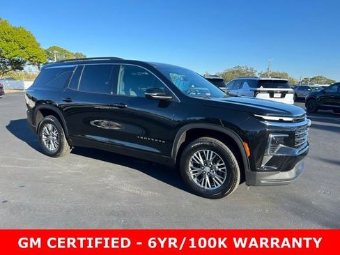 Certified 2025 Chevrolet Traverse LT image 1