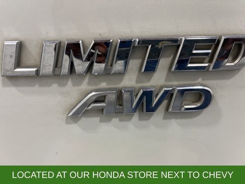 Used 2016 Toyota RAV4 Limited image 8