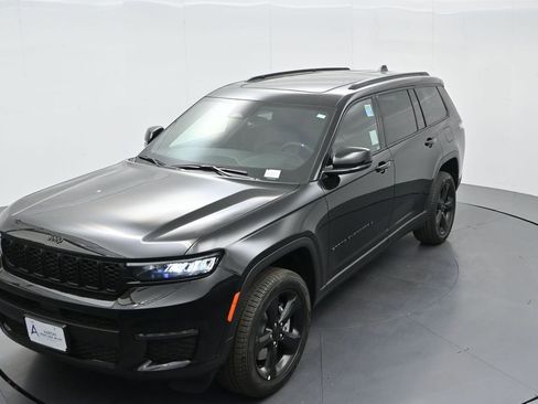 New 2025 Jeep Grand Cherokee L Limited w/ Black Appearance Package image 48