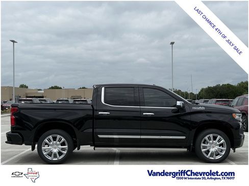 New 2026 Chevrolet Silverado 1500 High Country AWD/4WD image 3