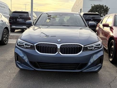 Certified 2025 BMW 330i Sedan image 2