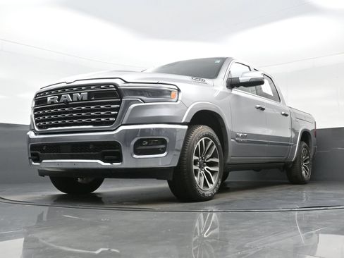 Used 2025 RAM 1500 Limited AWD/4WD image 29