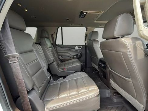 Used 2019 GMC Yukon Denali w/ Denali Ultimate Package image 12