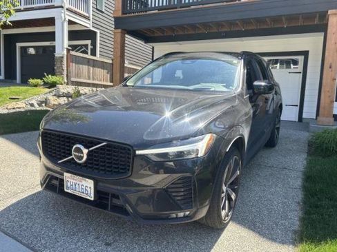 Used 2024 Volvo XC60 B5 Ultimate w/ Protection Package Premier AWD/4WD image 2