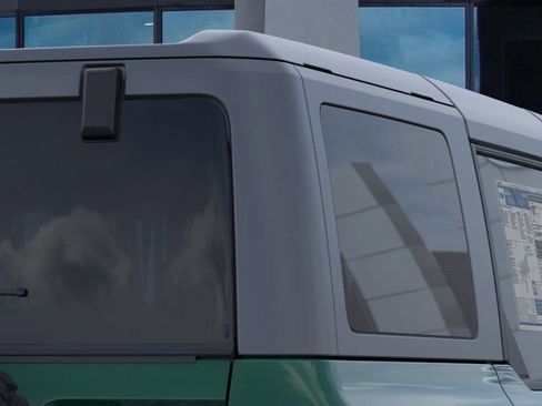 New 2025 Ford Bronco Badlands image 25