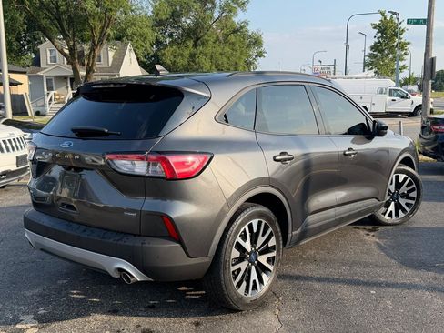 Used 2020 Ford Escape SE Sport FWD image 3