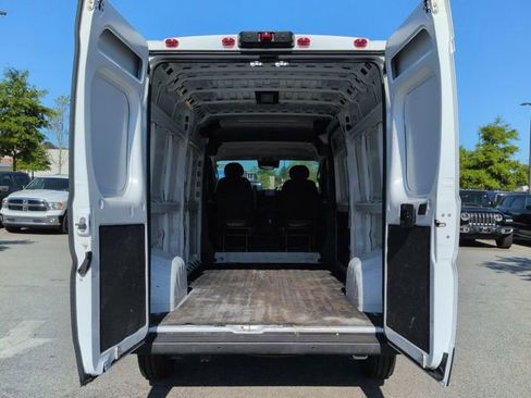 Used 2025 RAM ProMaster 2500 w/ Safety Group FWD image 14