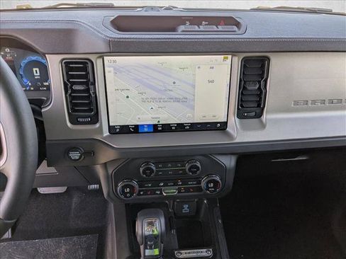 New 2025 Ford Bronco Outer Banks image 12